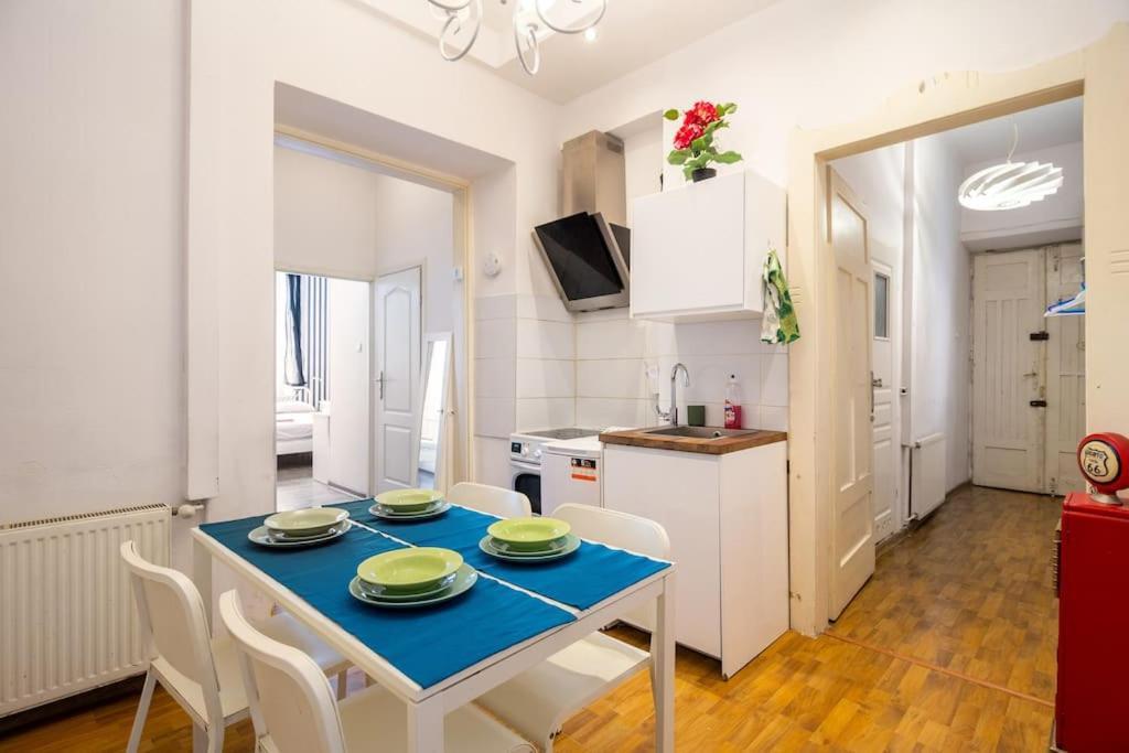 Old town 3 bedrooms apartment * Krakau