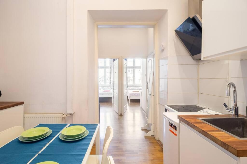 Old town 3 bedrooms apartment Krakau